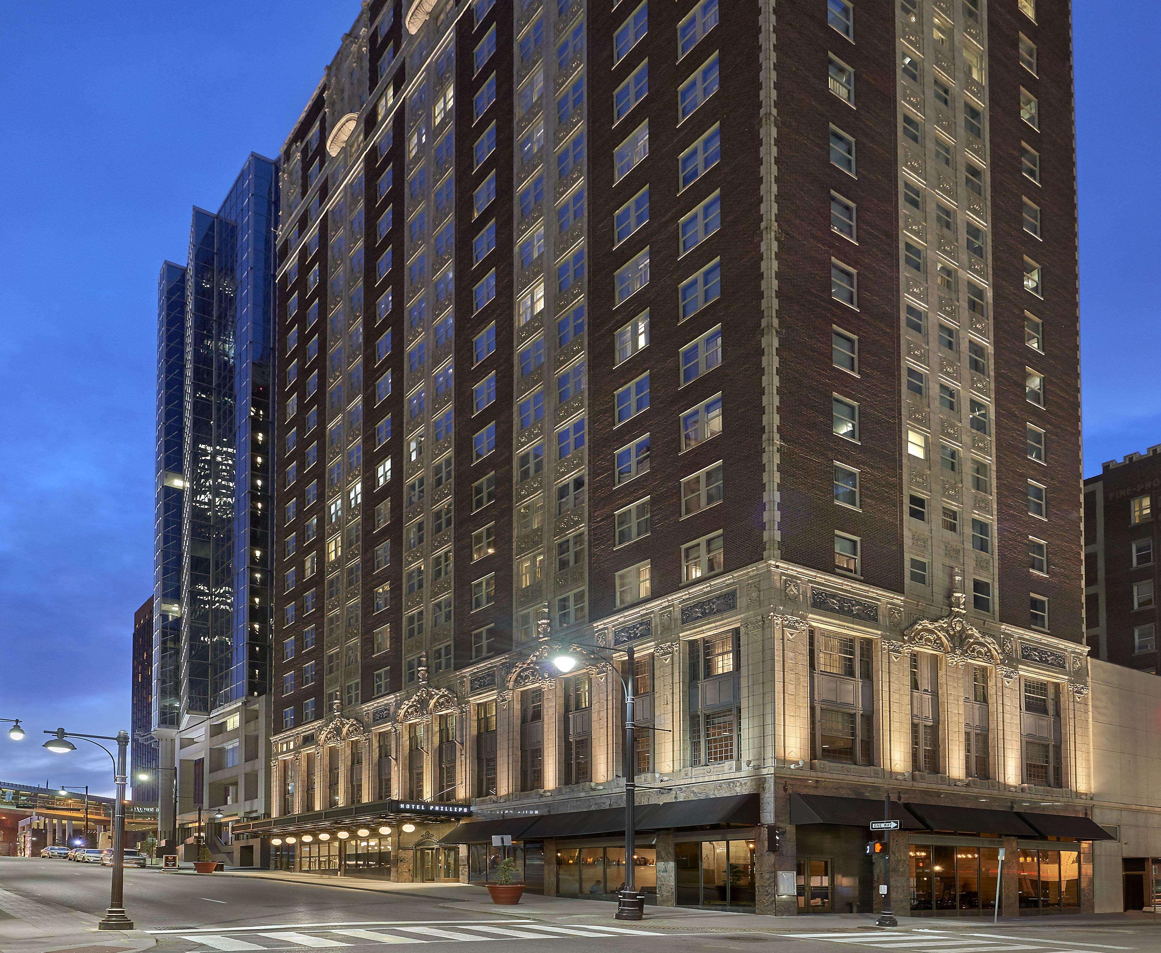 Hotel Phillips Kansas City, Curio Collection By Hilton Exterior foto