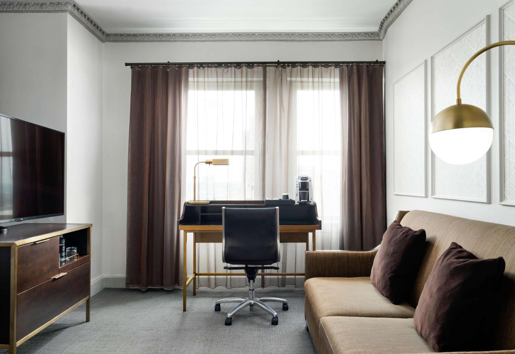 Hotel Phillips Kansas City, Curio Collection By Hilton Exterior foto
